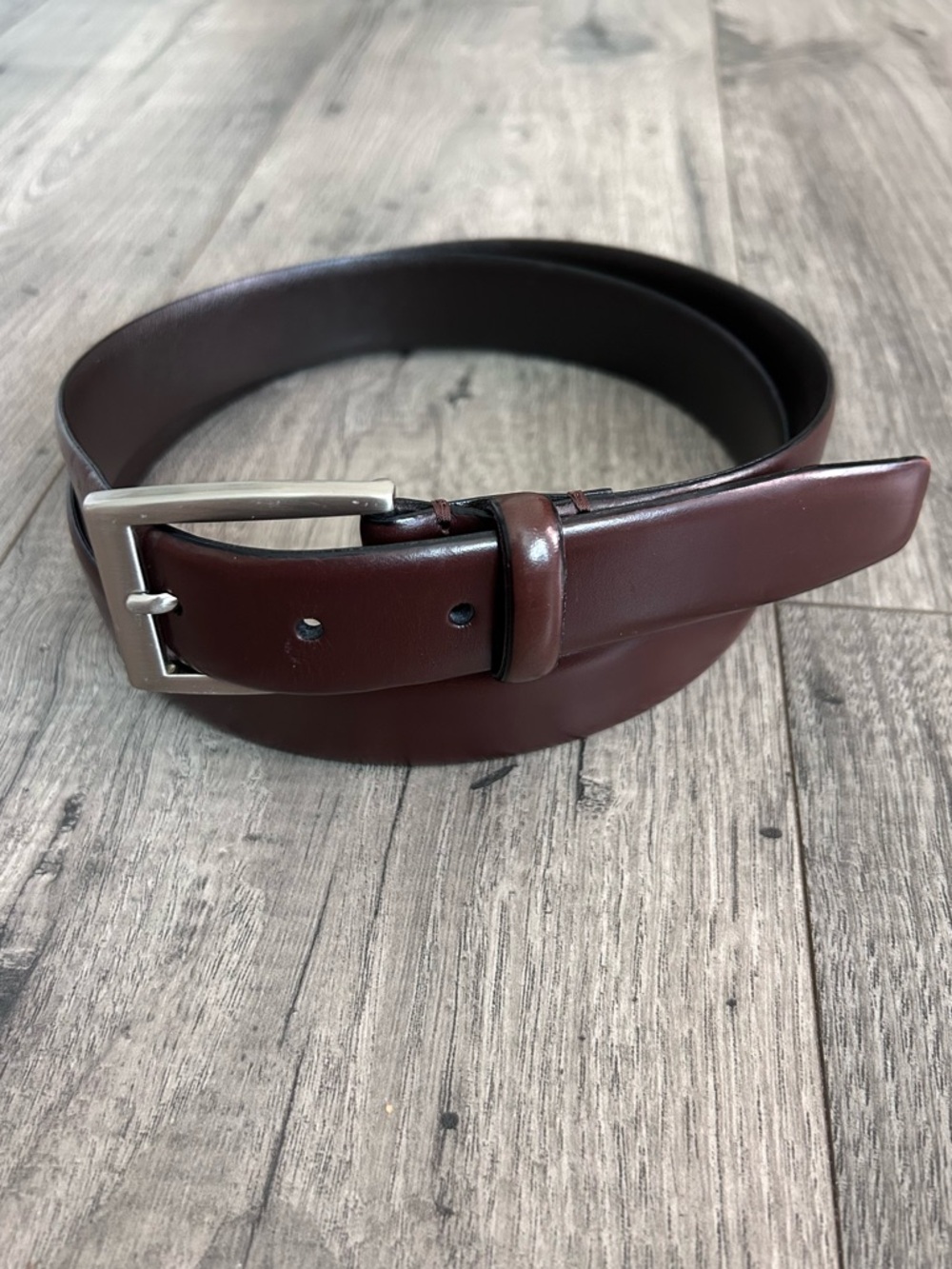 Jos. A. Bank Brown Leather Dress Belt Handcrafted in Italy Silver Buckle Size 40